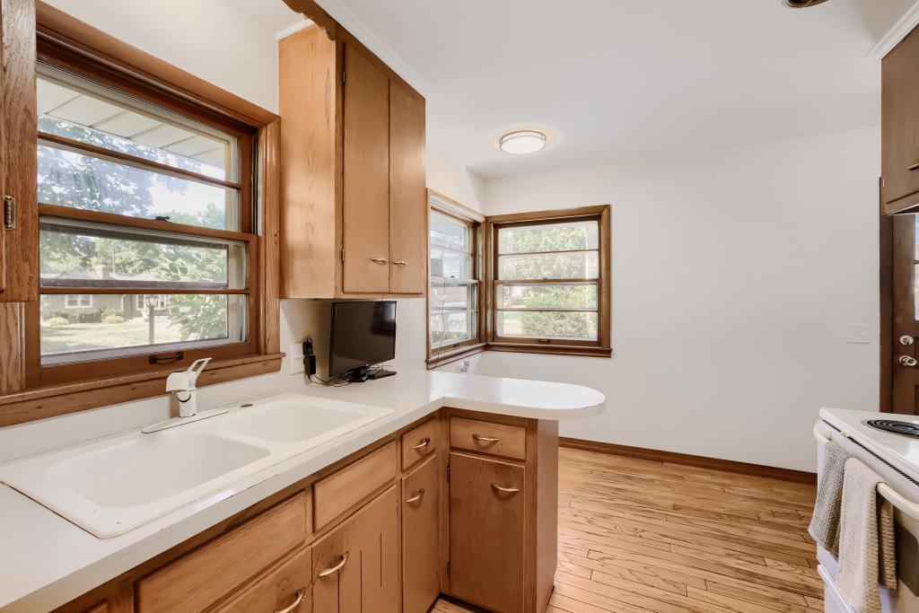 View of Residential at 6405 Irving Avenue, Richfield MN 55423, Richfield (11 of 30) - Mike Wilen | Minnesota Team Real Estate