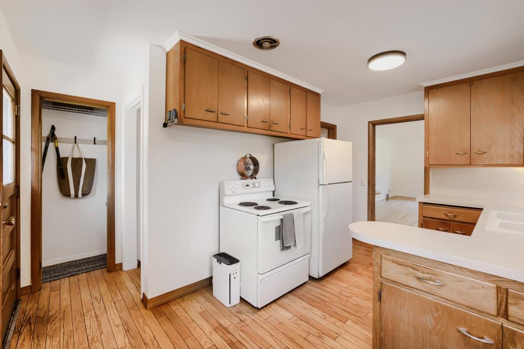 View of Residential at 6405 Irving Avenue, Richfield MN 55423, Richfield (17 of 30) - Mike Wilen | Minnesota Team Real Estate