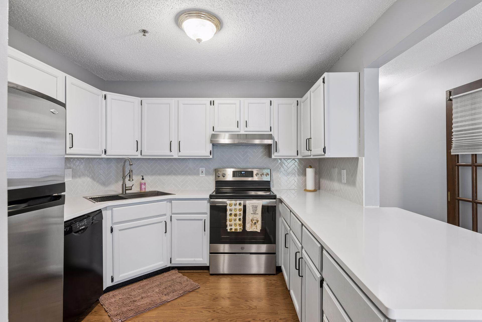 View of Residential at 2130 Ridge Drive #23, Saint Louis Park MN 55416, Saint Louis Park (15 of 27) - Mike Wilen | Minnesota Team Real Estate