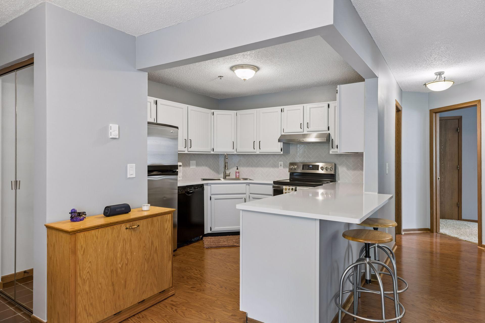 View of Residential at 2130 Ridge Drive #23, Saint Louis Park MN 55416, Saint Louis Park (14 of 27) - Mike Wilen | Minnesota Team Real Estate