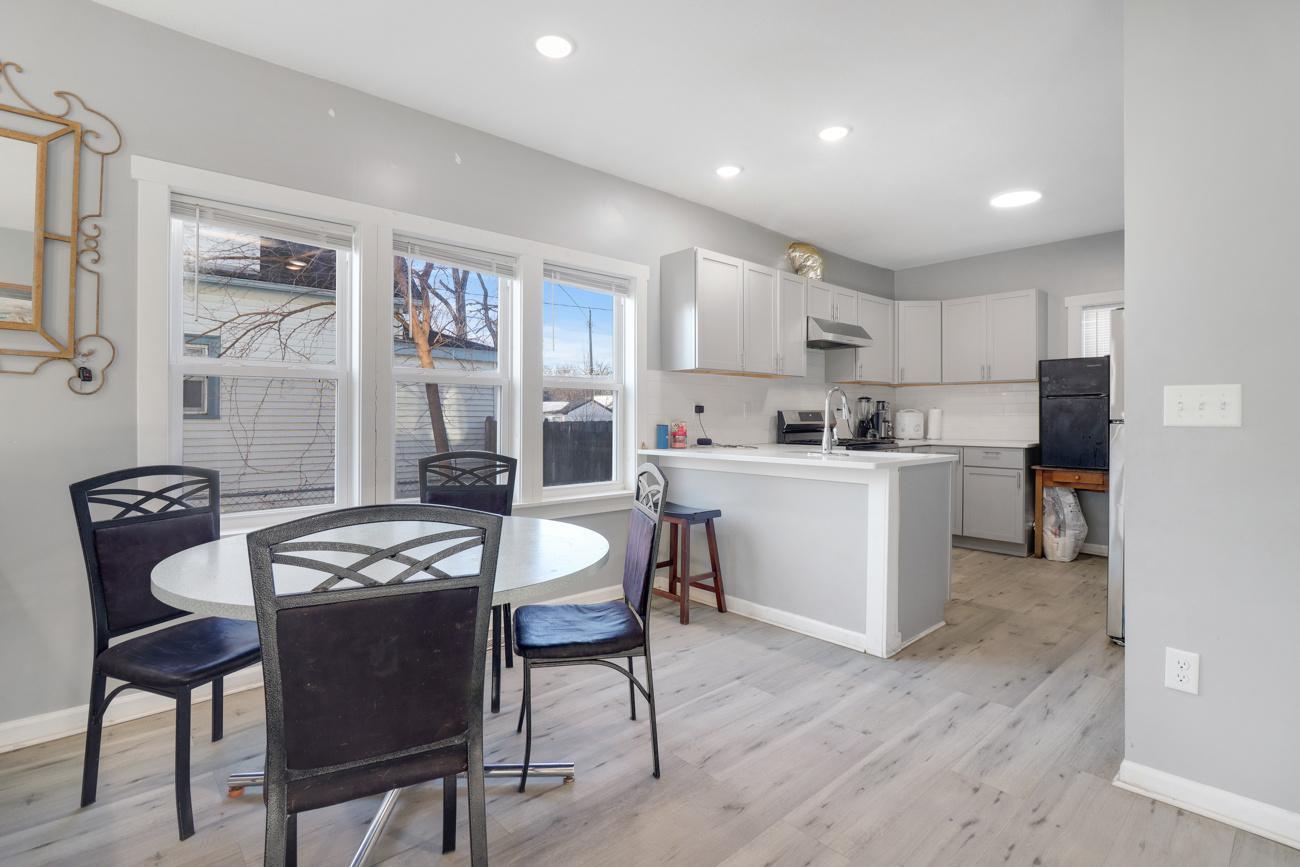 View of Residential at 4019 colfax Avenue, Minneapolis MN 55412, Minneapolis (13 of 22) - Mike Wilen | Minnesota Team Real Estate