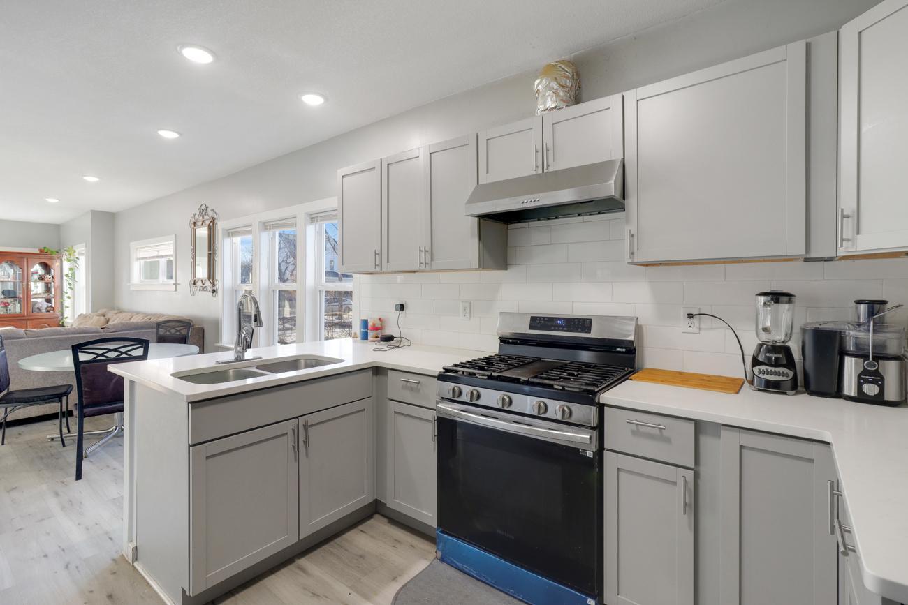 View of Residential at 4019 colfax Avenue, Minneapolis MN 55412, Minneapolis (9 of 22) - Mike Wilen | Minnesota Team Real Estate