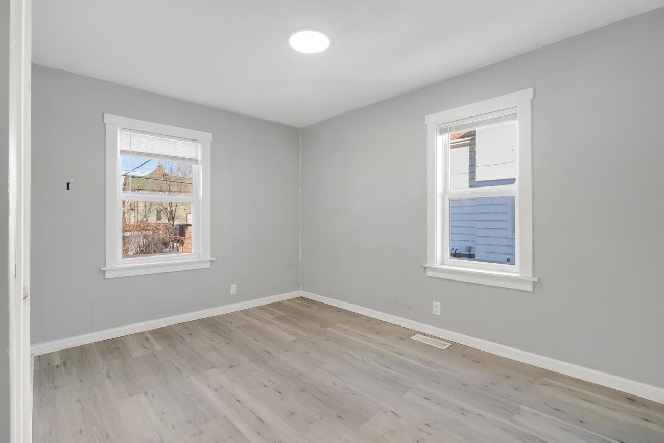 View of Residential at 4019 colfax Avenue, Minneapolis MN 55412, Minneapolis (8 of 22) - Mike Wilen | Minnesota Team Real Estate