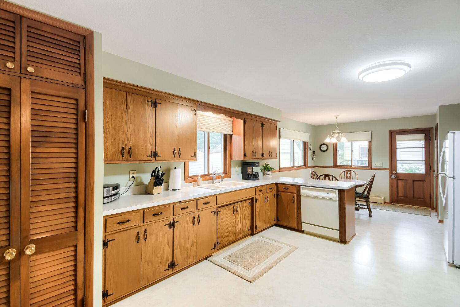 View of Residential at 6907 46th Avenue, Crystal MN 55428, Crystal (11 of 29) - Mike Wilen | Minnesota Team Real Estate