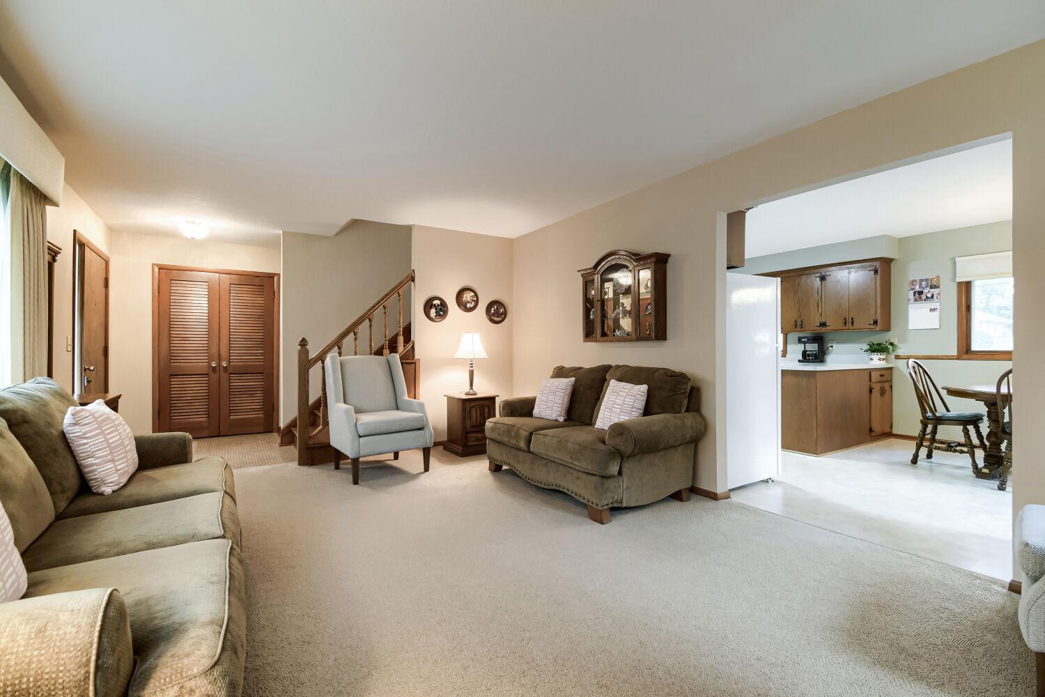 View of Residential at 6907 46th Avenue, Crystal MN 55428, Crystal (7 of 29) - Mike Wilen | Minnesota Team Real Estate