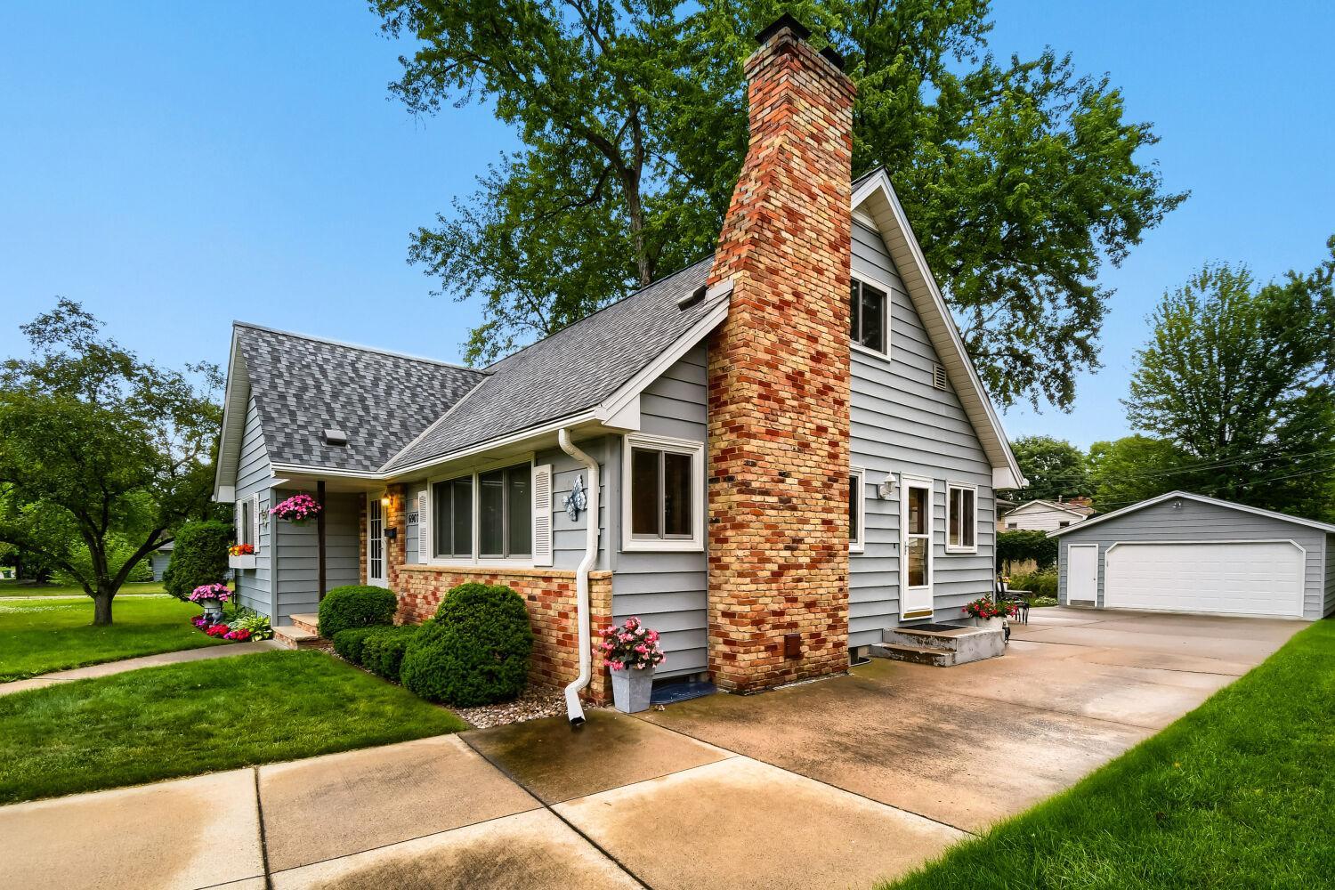 View of Residential at 6907 46th Avenue, Crystal MN 55428, Crystal (5 of 29) - Mike Wilen | Minnesota Team Real Estate