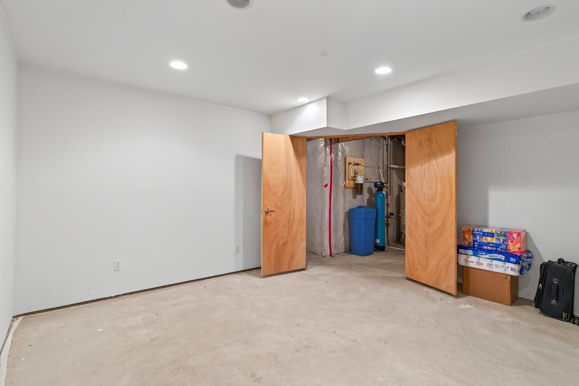 View of Residential at 3311 Bluebell Avenue, Brooklyn Park MN 55443, Brooklyn Park (27 of 33) - Mike Wilen | Minnesota Team Real Estate