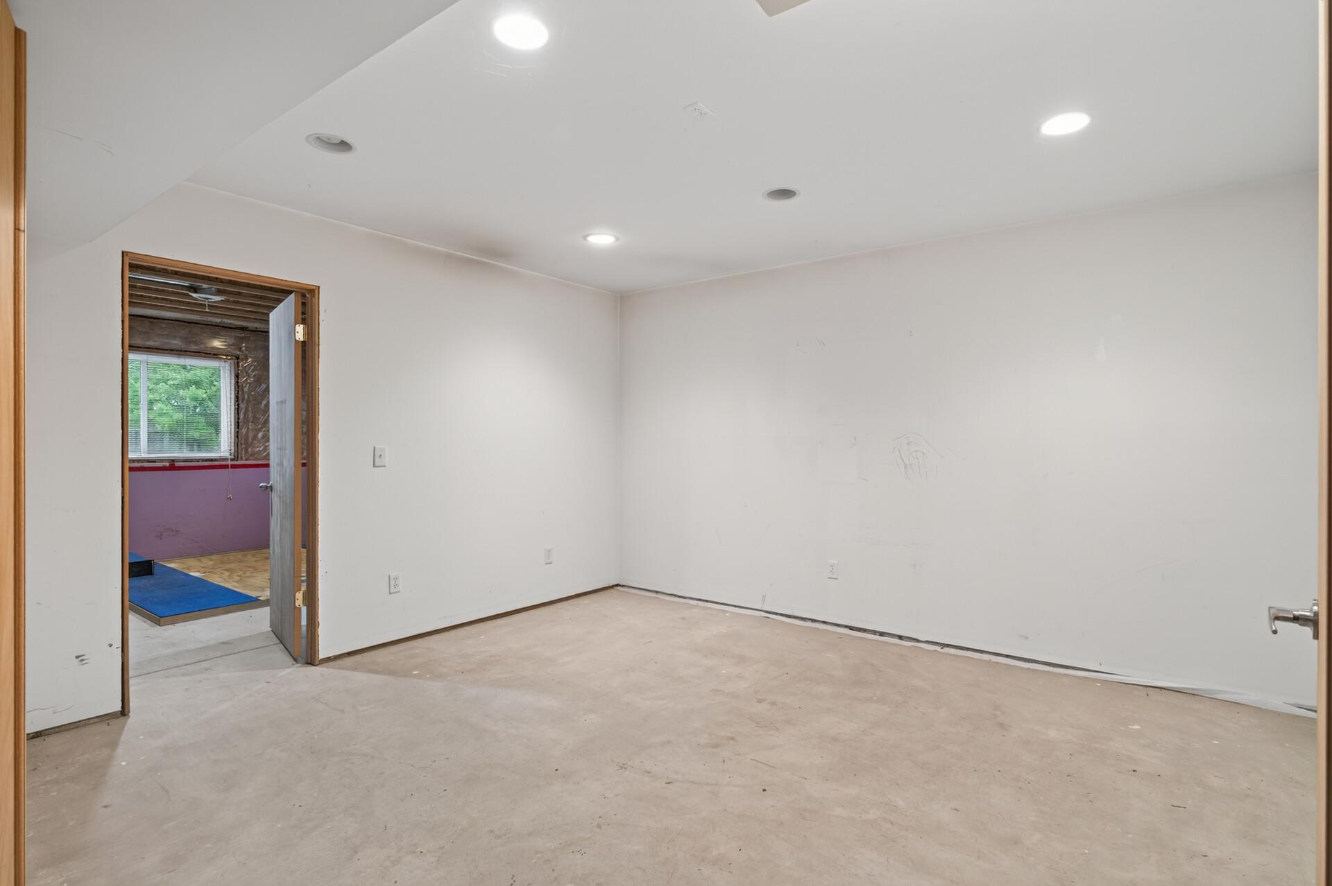 View of Residential at 3311 Bluebell Avenue, Brooklyn Park MN 55443, Brooklyn Park (26 of 33) - Mike Wilen | Minnesota Team Real Estate