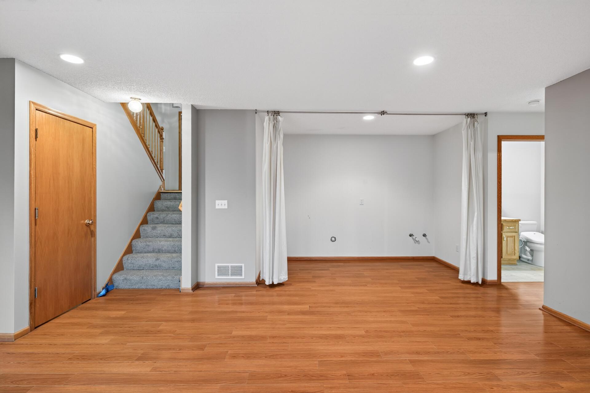 View of Residential at 3311 Bluebell Avenue, Brooklyn Park MN 55443, Brooklyn Park (21 of 33) - Mike Wilen | Minnesota Team Real Estate