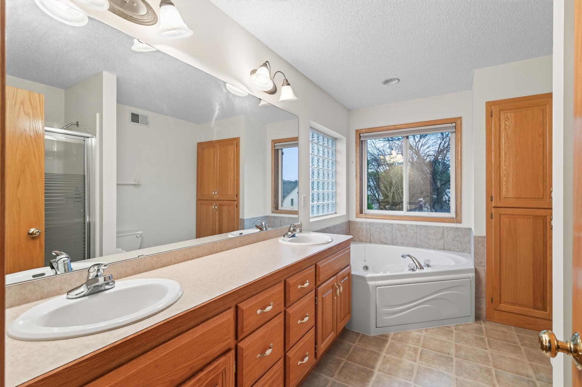 View of Residential at 3311 Bluebell Avenue, Brooklyn Park MN 55443, Brooklyn Park (15 of 33) - Mike Wilen | Minnesota Team Real Estate