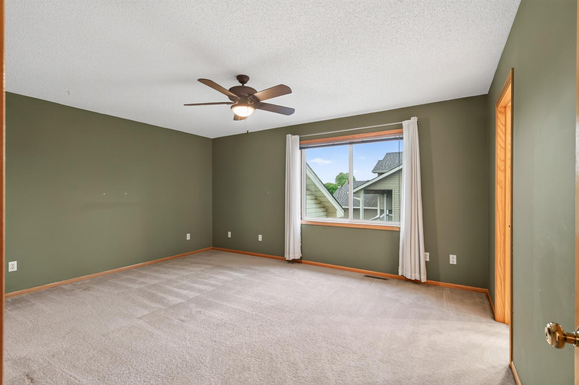 View of Residential at 3311 Bluebell Avenue, Brooklyn Park MN 55443, Brooklyn Park (11 of 33) - Mike Wilen | Minnesota Team Real Estate