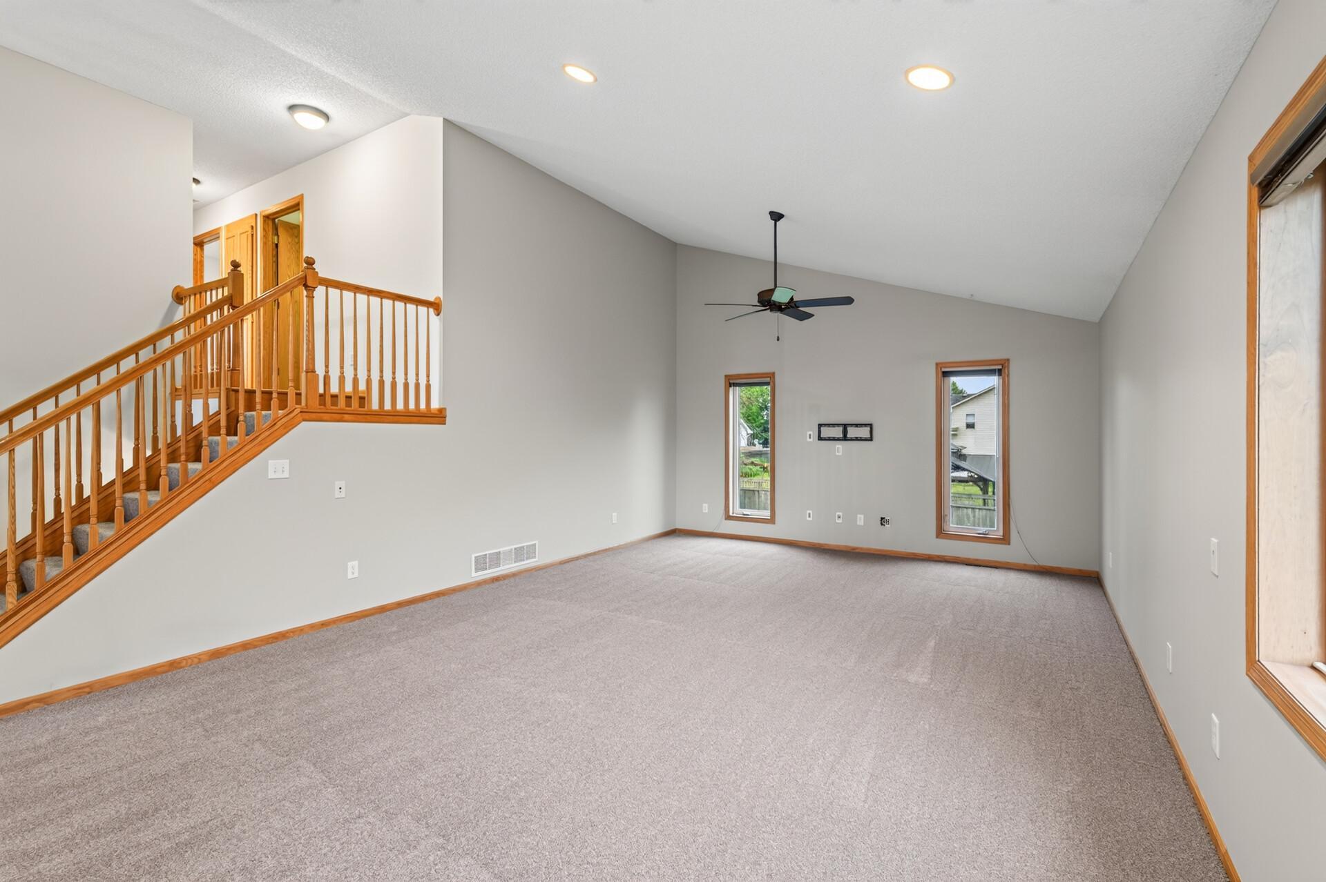 View of Residential at 3311 Bluebell Avenue, Brooklyn Park MN 55443, Brooklyn Park (7 of 33) - Mike Wilen | Minnesota Team Real Estate