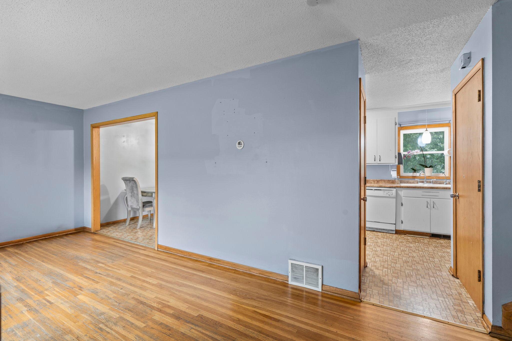 View of Residential at 5872 Jefferson Street, Fridley MN 55432, Fridley (16 of 55) - Mike Wilen | Minnesota Team Real Estate
