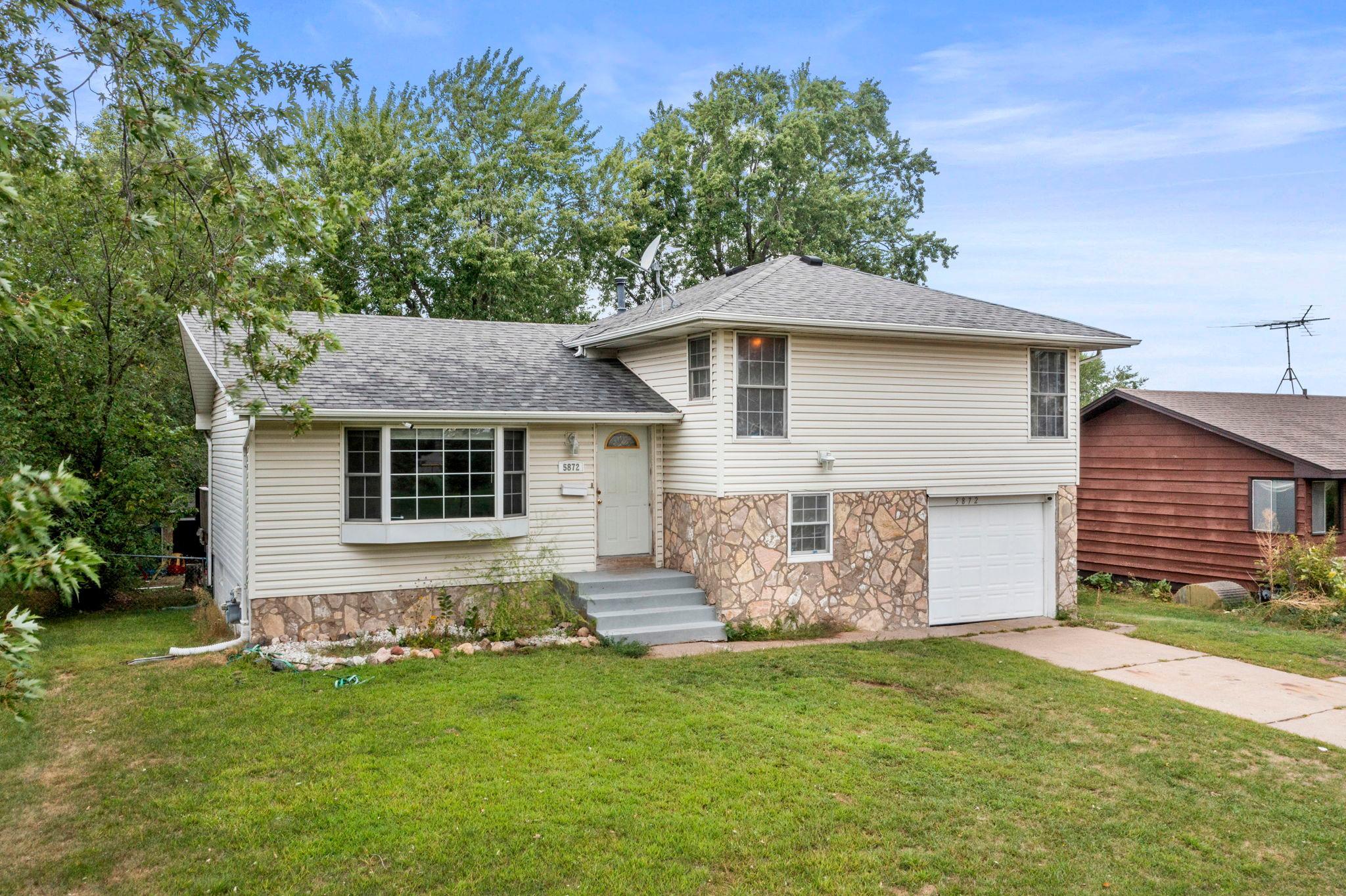 View of Residential at 5872 Jefferson Street, Fridley MN 55432, Fridley (10 of 55) - Mike Wilen | Minnesota Team Real Estate