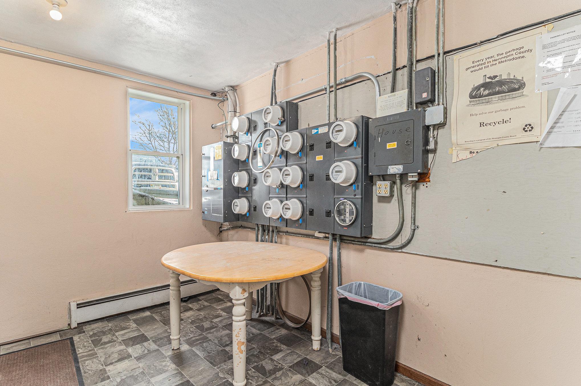 View of Commercial Sale at 1900 Vincent Avenue, Minneapolis MN 55411, Minneapolis (25 of 29) - Mike Wilen | Minnesota Team Real Estate