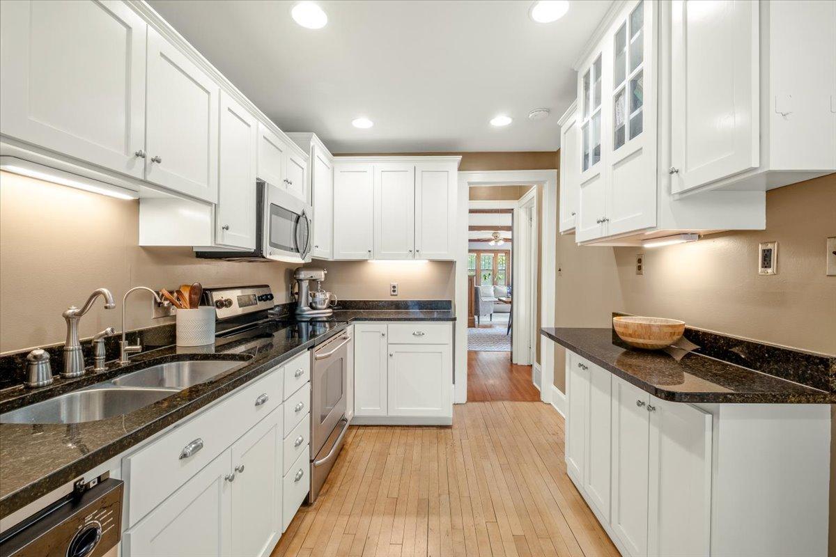 View of Residential at 3654 Lyndale Avenue #1, Minneapolis MN 55409, Minneapolis (15 of 24) - Mike Wilen | Minnesota Team Real Estate