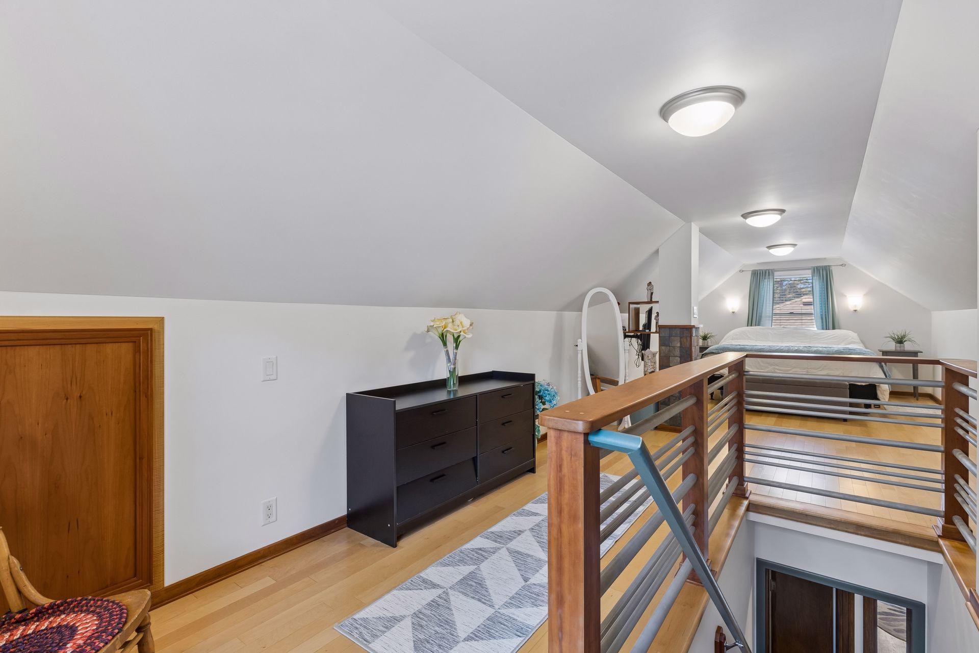 View of Residential at 6810 24th Street, Saint Louis Park MN 55426, Saint Louis Park (14 of 28) - Mike Wilen | Minnesota Team Real Estate