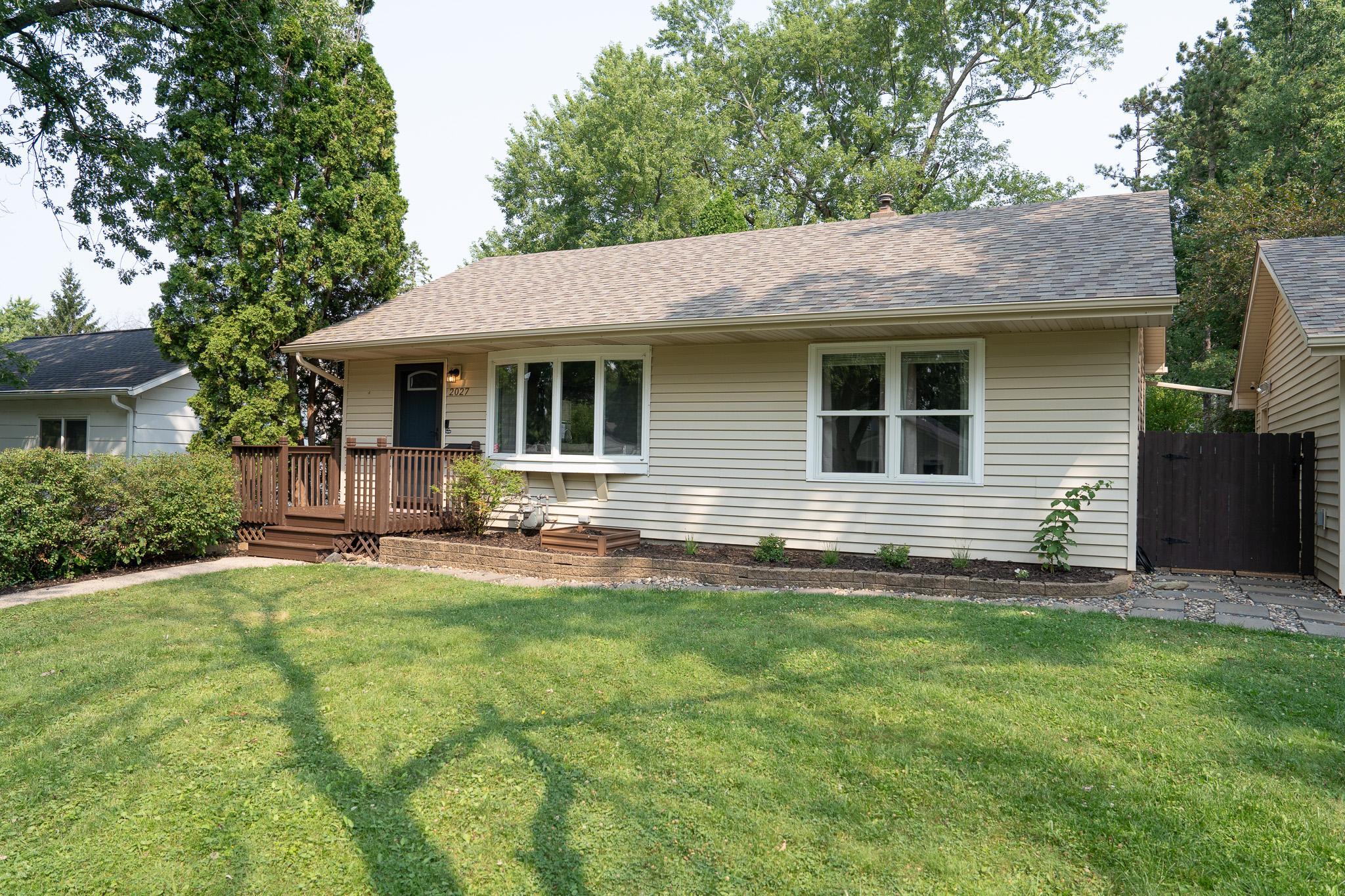 View of Residential at 2027 Northwood Drive, North Saint Paul MN 55109, North Saint Paul (6 of 49) - Mike Wilen | Minnesota Team Real Estate