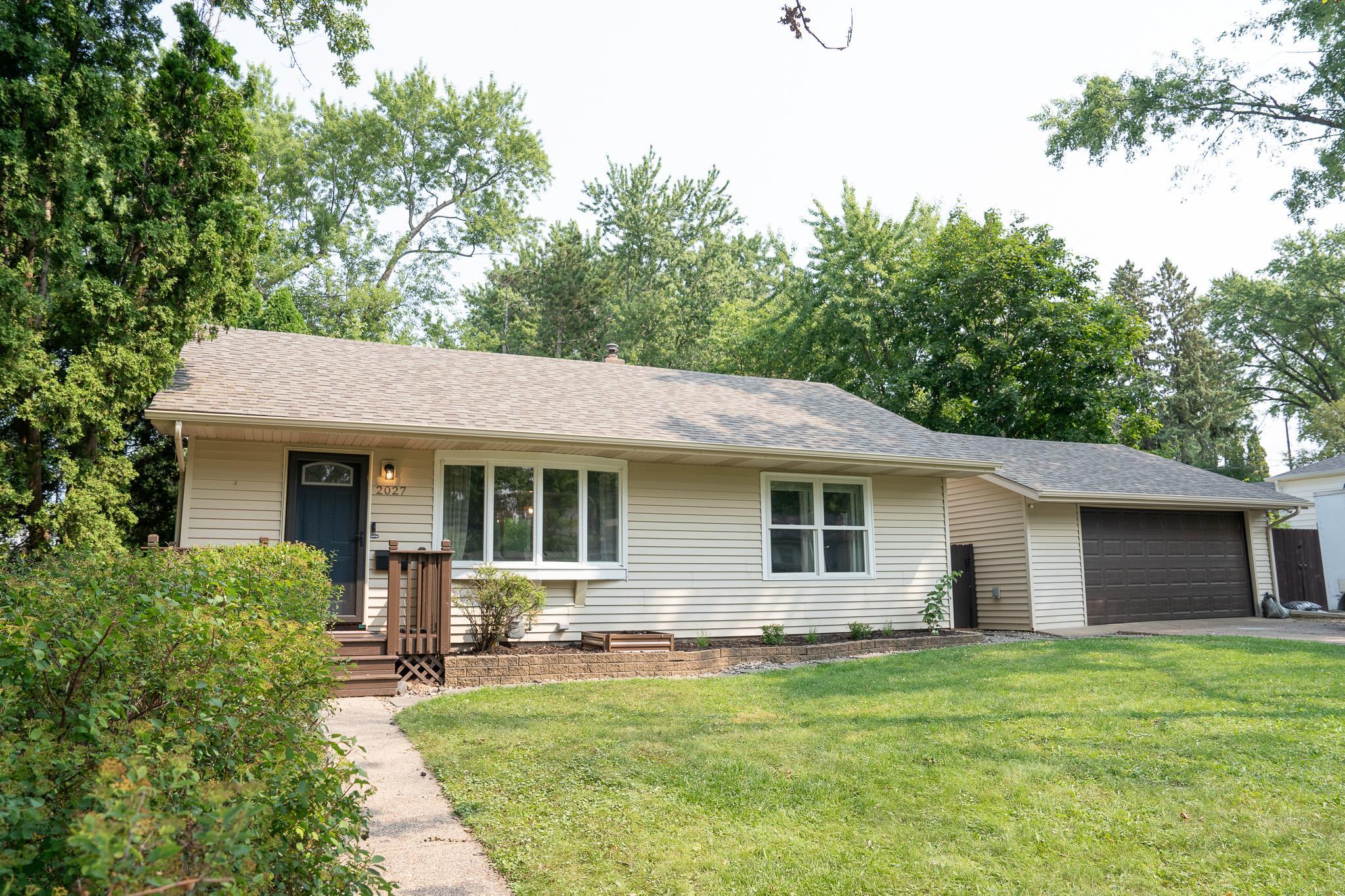 View of Residential at 2027 Northwood Drive, North Saint Paul MN 55109, North Saint Paul (4 of 49) - Mike Wilen | Minnesota Team Real Estate