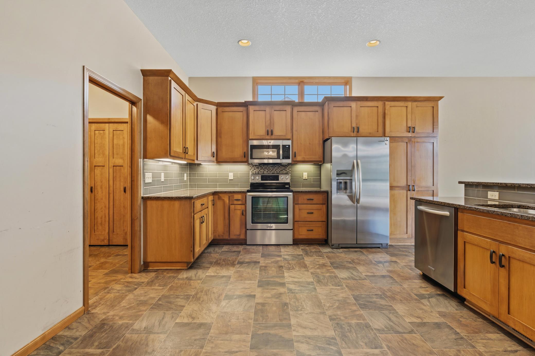 View of Residential at 6427 Tessman Terrace, Brooklyn Park MN 55445, Brooklyn Park (9 of 45) - Mike Wilen | Minnesota Team Real Estate