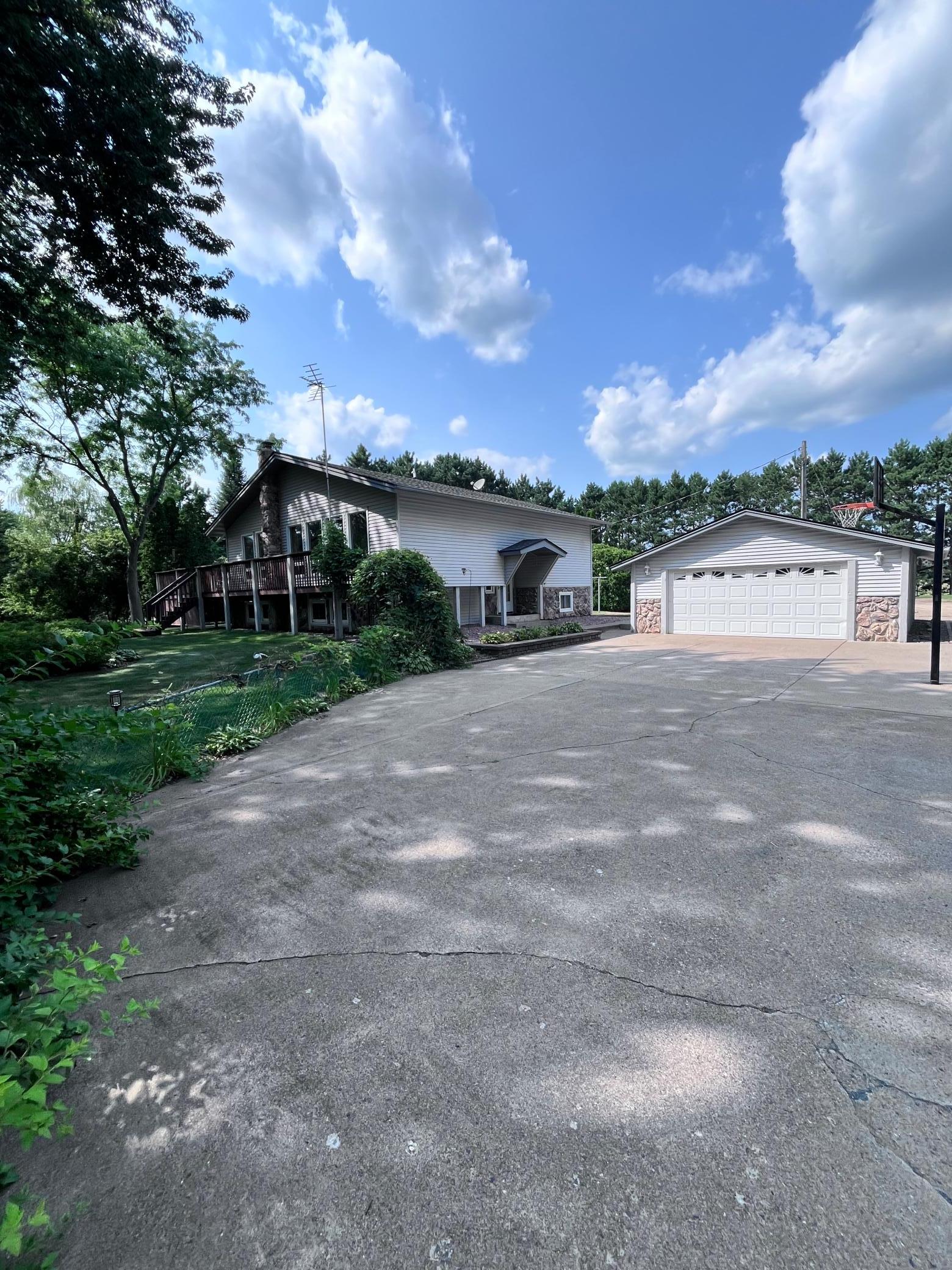 View of Farm at 465 265th Avenue, Isanti MN 55040, Isanti (3 of 41) - Mike Wilen | Minnesota Team Real Estate