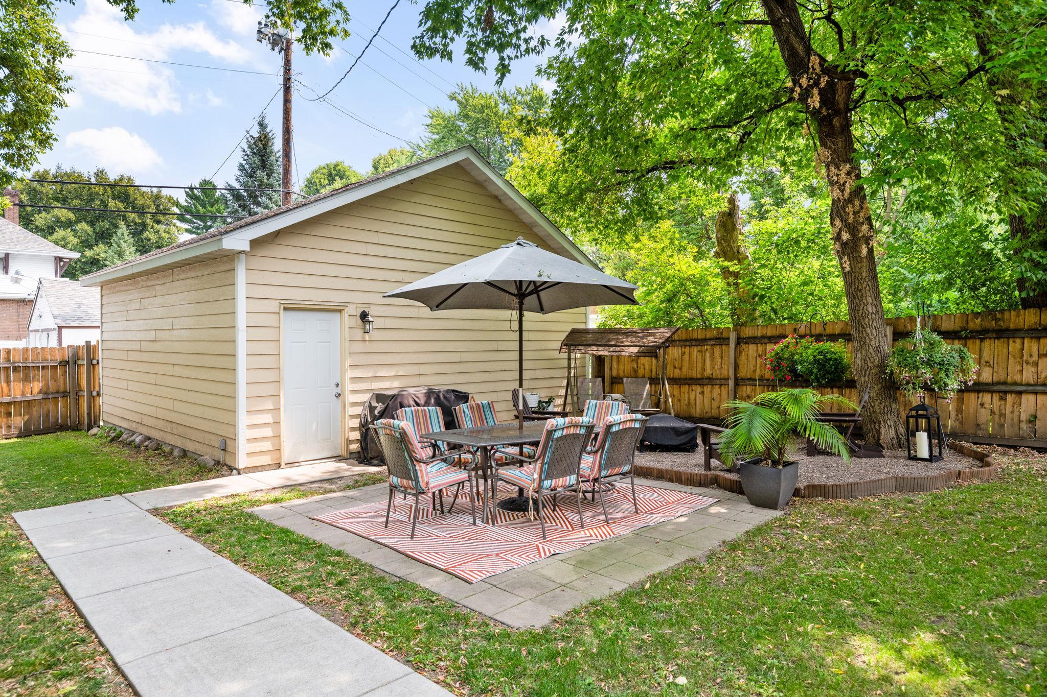 View of Residential at 1730 Newton Avenue, Minneapolis MN 55411, Minneapolis (37 of 48) - Mike Wilen | Minnesota Team Real Estate