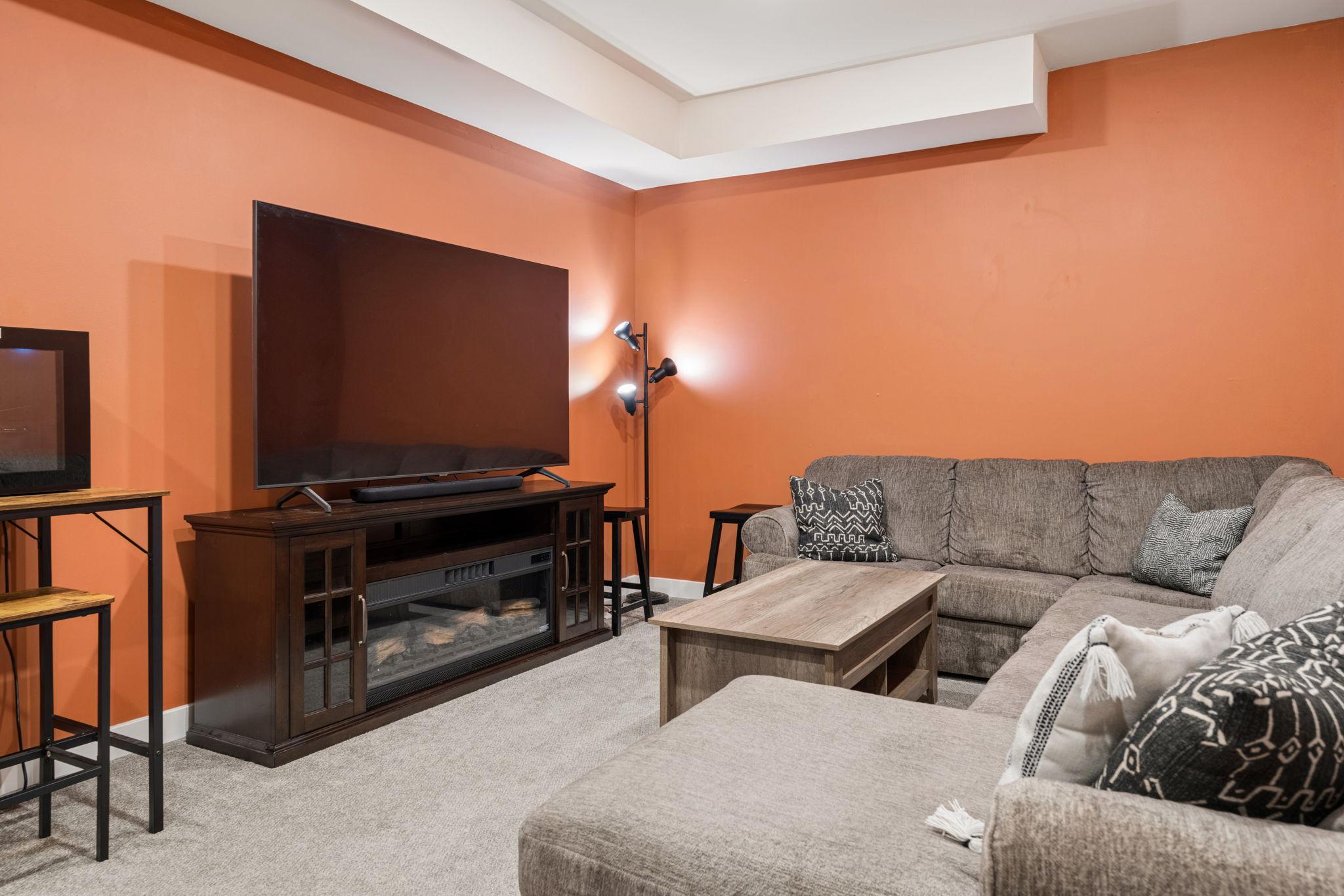 View of Residential at 1730 Newton Avenue, Minneapolis MN 55411, Minneapolis (25 of 48) - Mike Wilen | Minnesota Team Real Estate