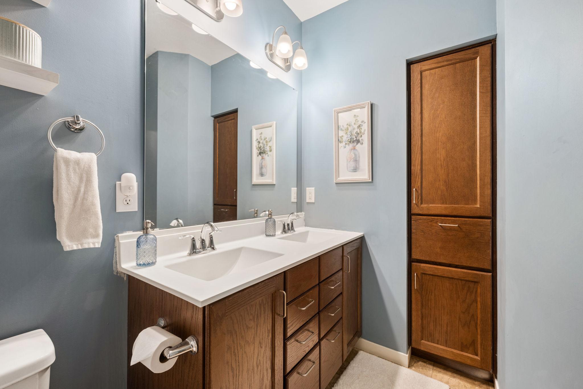 View of Residential at 1730 Newton Avenue, Minneapolis MN 55411, Minneapolis (20 of 48) - Mike Wilen | Minnesota Team Real Estate