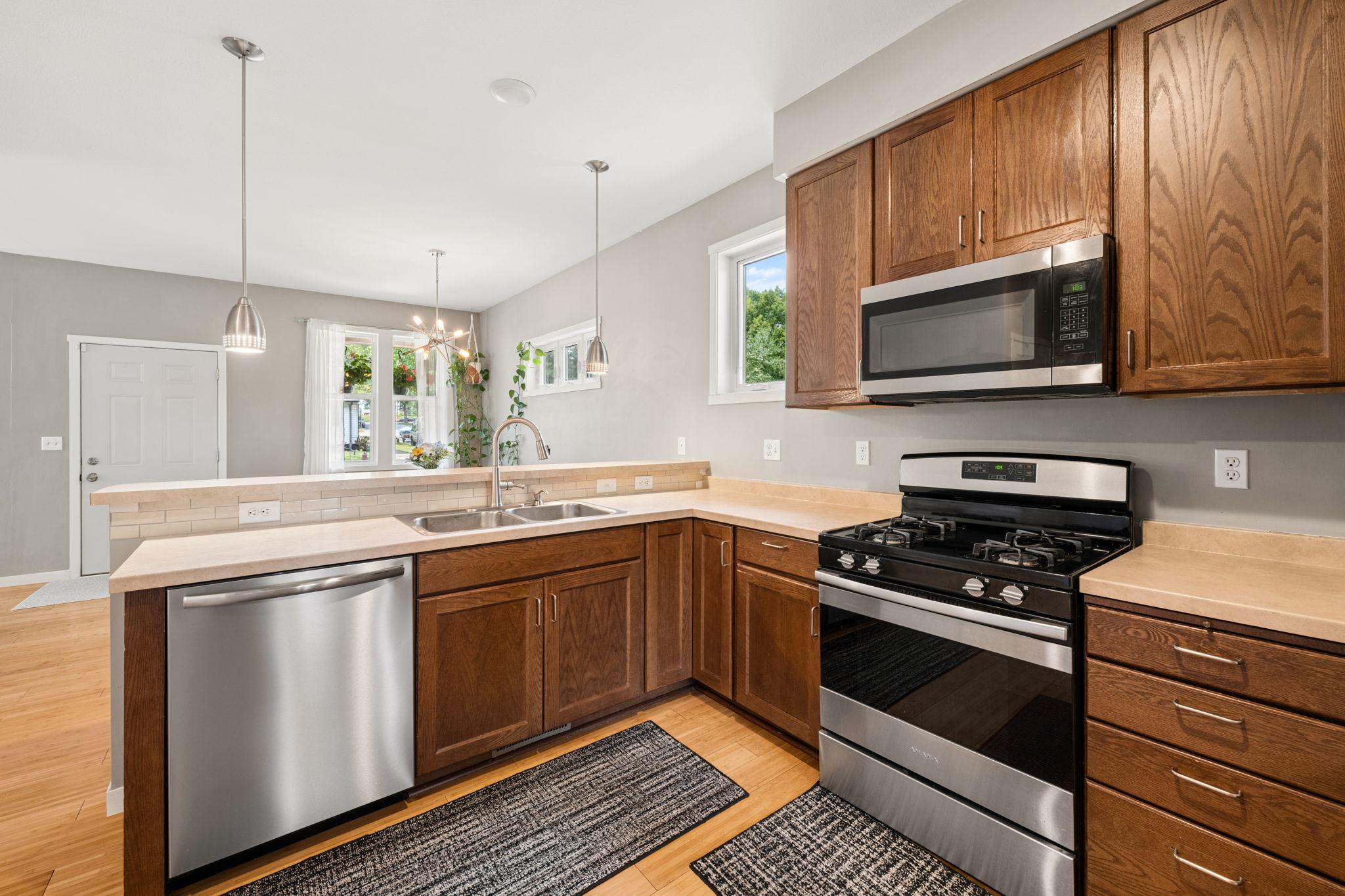 View of Residential at 1730 Newton Avenue, Minneapolis MN 55411, Minneapolis (15 of 48) - Mike Wilen | Minnesota Team Real Estate
