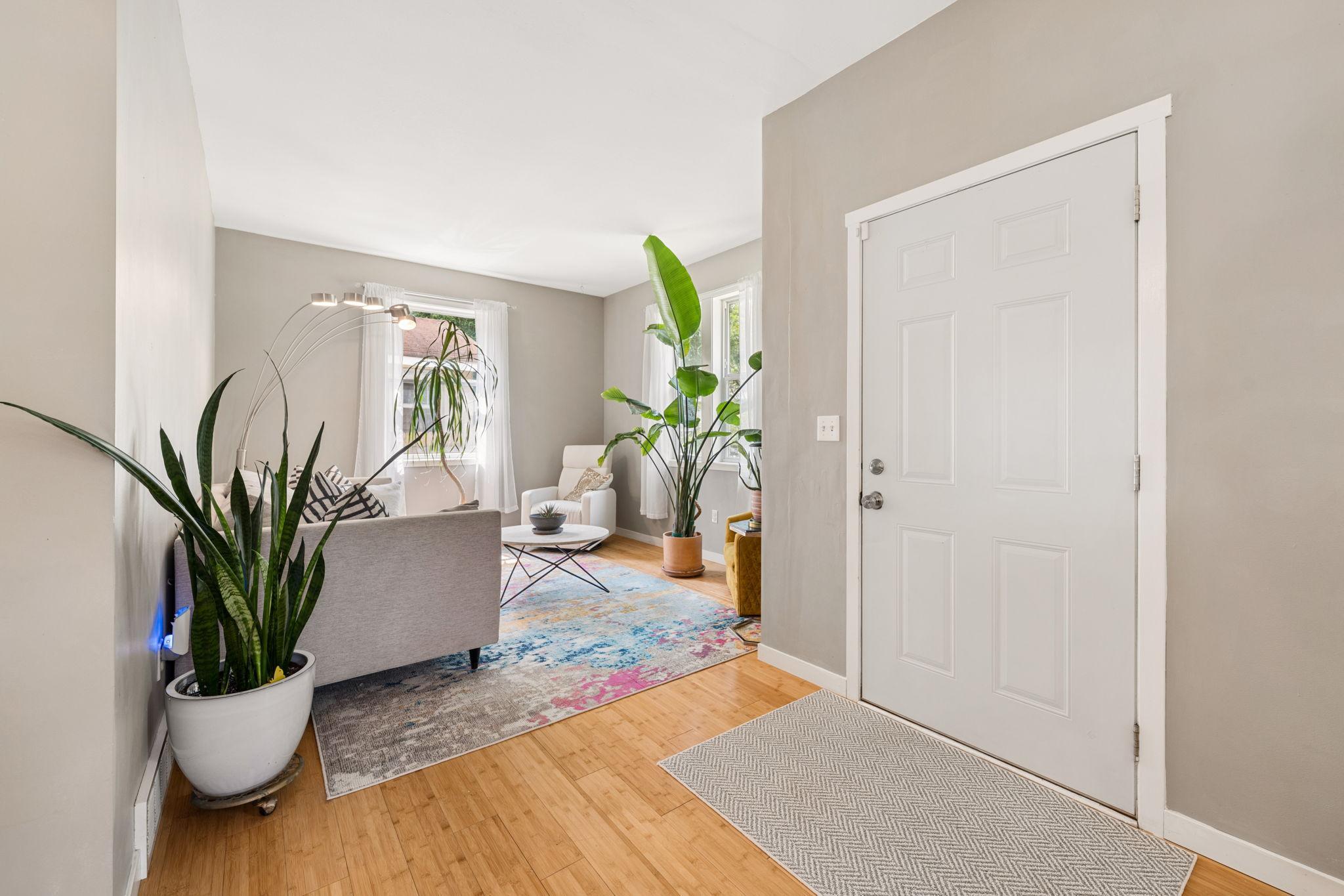 View of Residential at 1730 Newton Avenue, Minneapolis MN 55411, Minneapolis (7 of 48) - Mike Wilen | Minnesota Team Real Estate