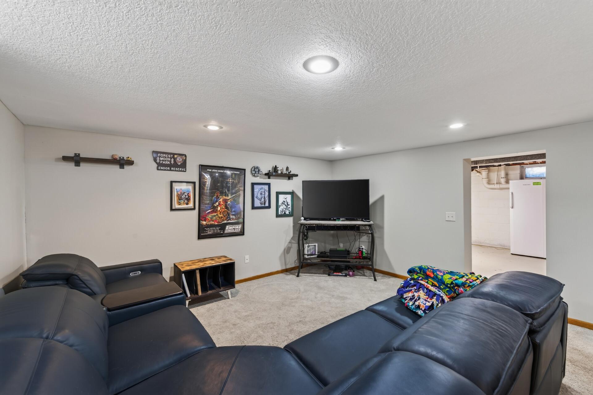 View of Residential at 816 8th Street, Farmington MN 55024, Farmington (23 of 34) - Mike Wilen | Minnesota Team Real Estate