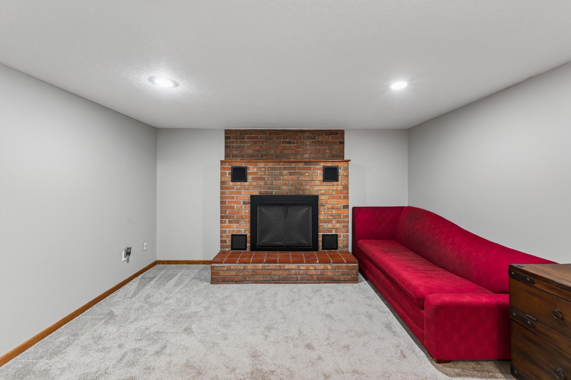 View of Residential at 816 8th Street, Farmington MN 55024, Farmington (25 of 34) - Mike Wilen | Minnesota Team Real Estate