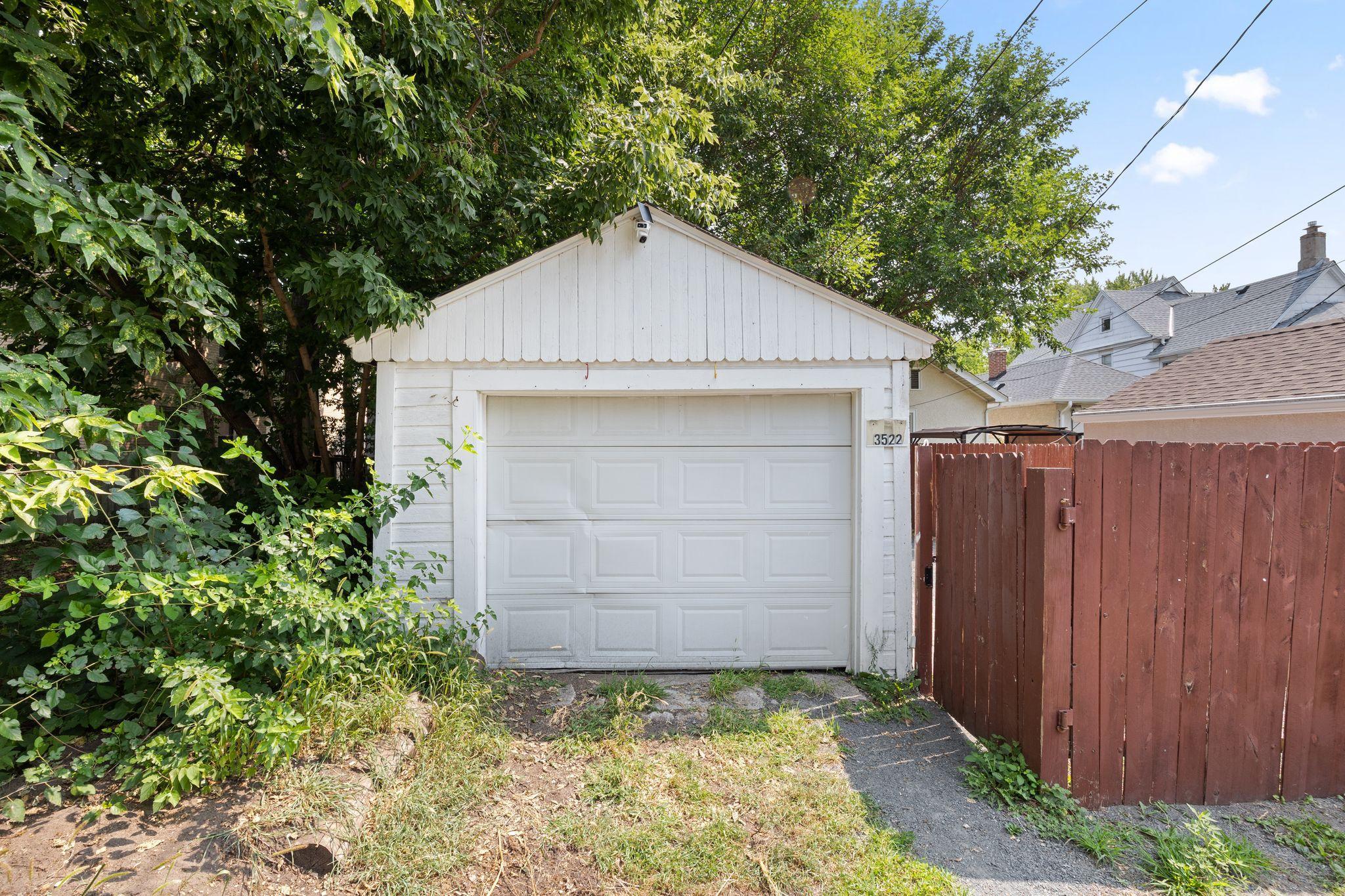 View of Residential at 3522 14th Avenue, Minneapolis MN 55407, Minneapolis (7 of 23) - Mike Wilen | Minnesota Team Real Estate