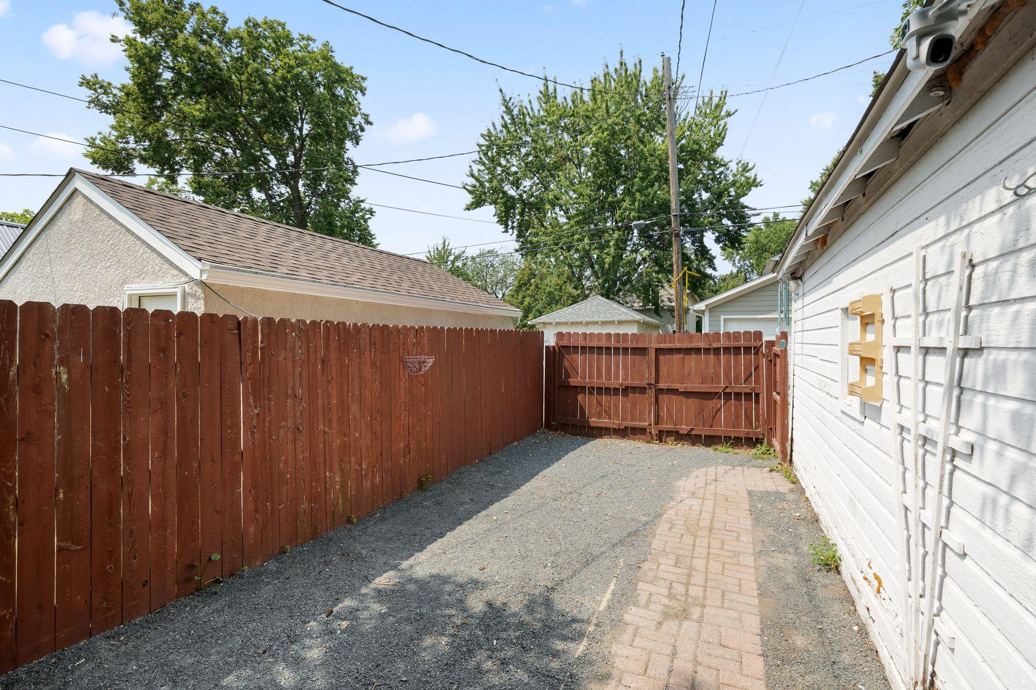 View of Residential at 3522 14th Avenue, Minneapolis MN 55407, Minneapolis (5 of 23) - Mike Wilen | Minnesota Team Real Estate
