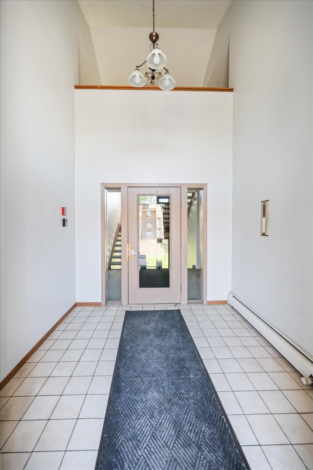 View of Residential at 14831 Endicott Way #316, Apple Valley MN 55124, Apple Valley (21 of 29) - Mike Wilen | Minnesota Team Real Estate