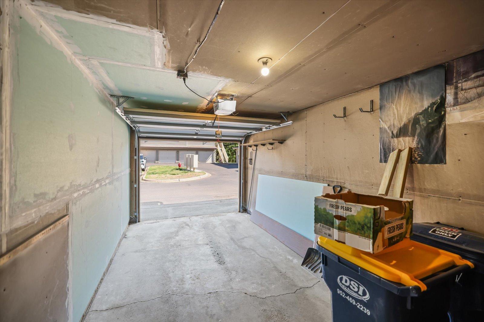 View of Residential at 14831 Endicott Way #316, Apple Valley MN 55124, Apple Valley (22 of 29) - Mike Wilen | Minnesota Team Real Estate