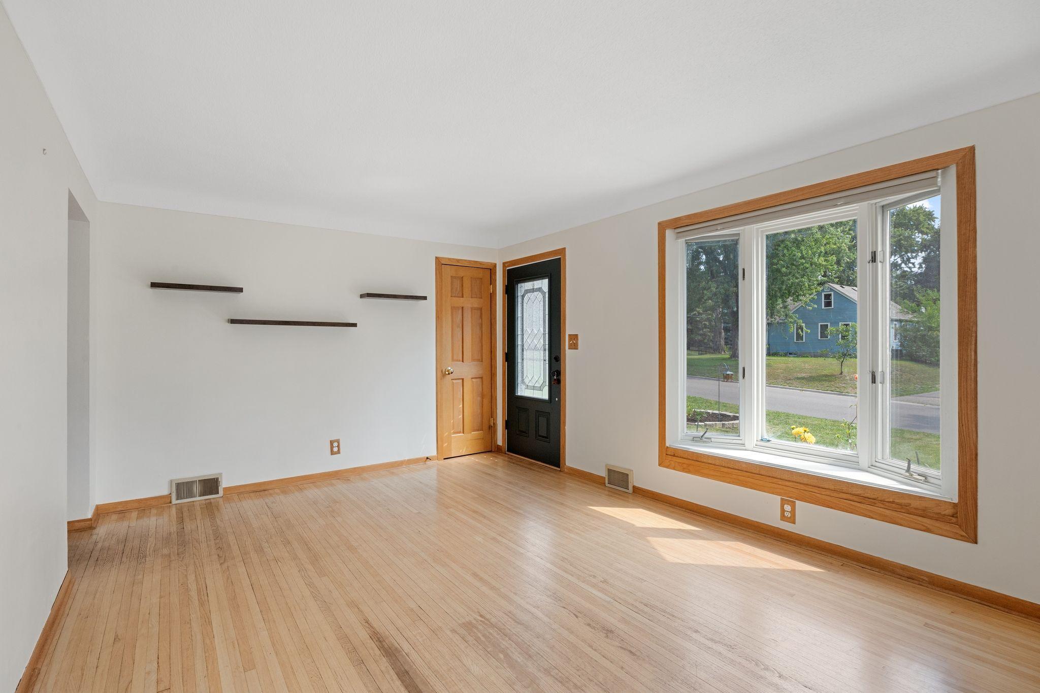 View of Residential at 3727 Yates Avenue, Crystal MN 55422, Crystal (7 of 38) - Mike Wilen | Minnesota Team Real Estate