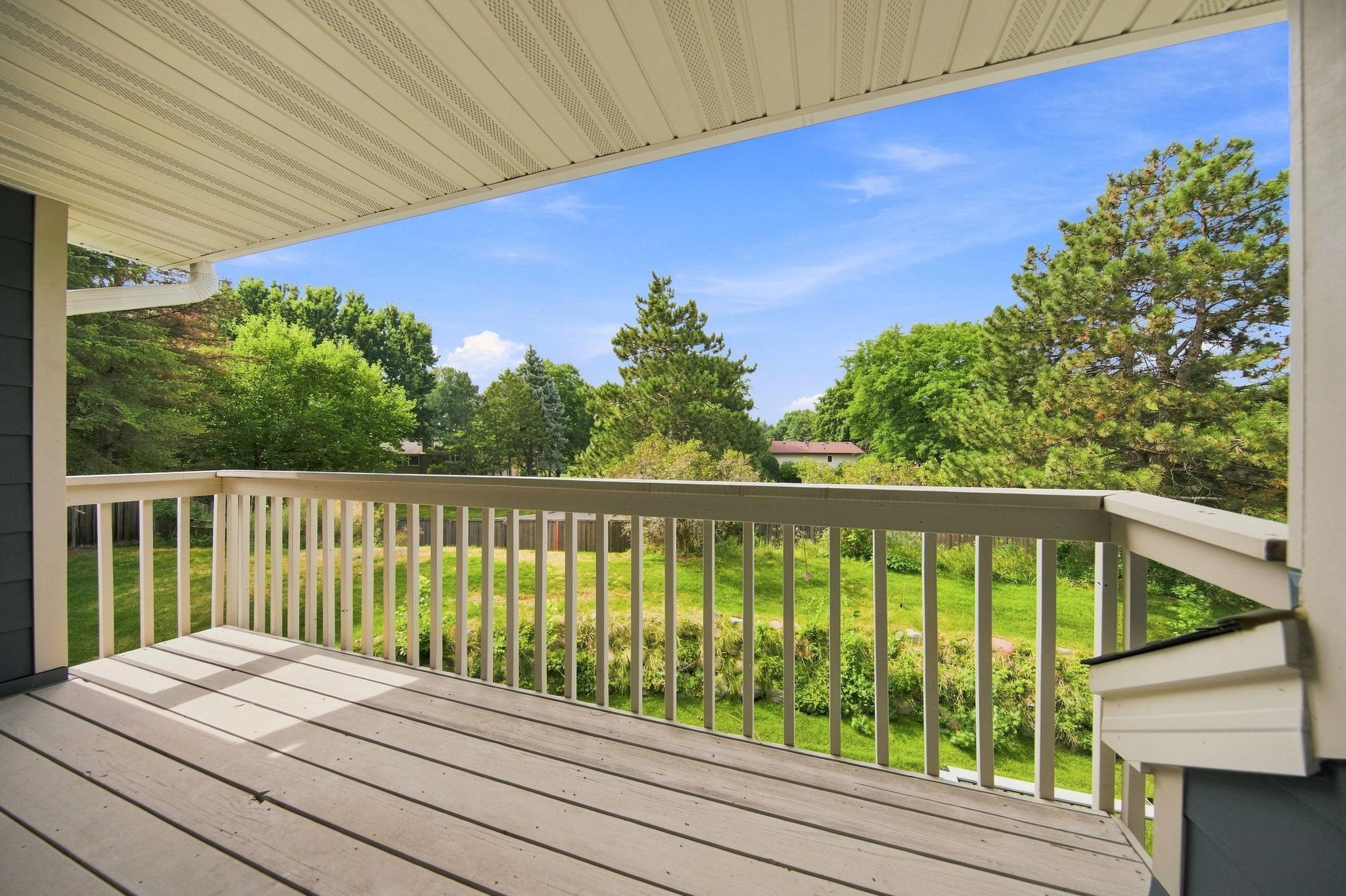 View of Residential at 10340 Summer Place, Eden Prairie MN 55347, Eden Prairie (20 of 34) - Mike Wilen | Minnesota Team Real Estate