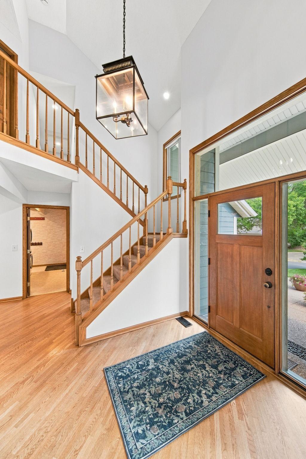 View of Residential at 10340 Summer Place, Eden Prairie MN 55347, Eden Prairie (3 of 34) - Mike Wilen | Minnesota Team Real Estate