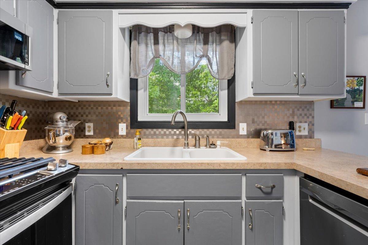 View of Residential at 11902 Wisconsin Avenue, Champlin MN 55316, Champlin (11 of 40) - Mike Wilen | Minnesota Team Real Estate