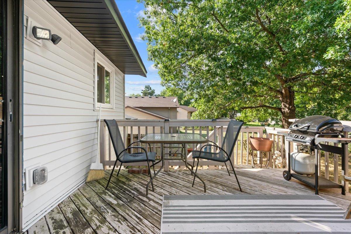 View of Residential at 11902 Wisconsin Avenue, Champlin MN 55316, Champlin (36 of 40) - Mike Wilen | Minnesota Team Real Estate