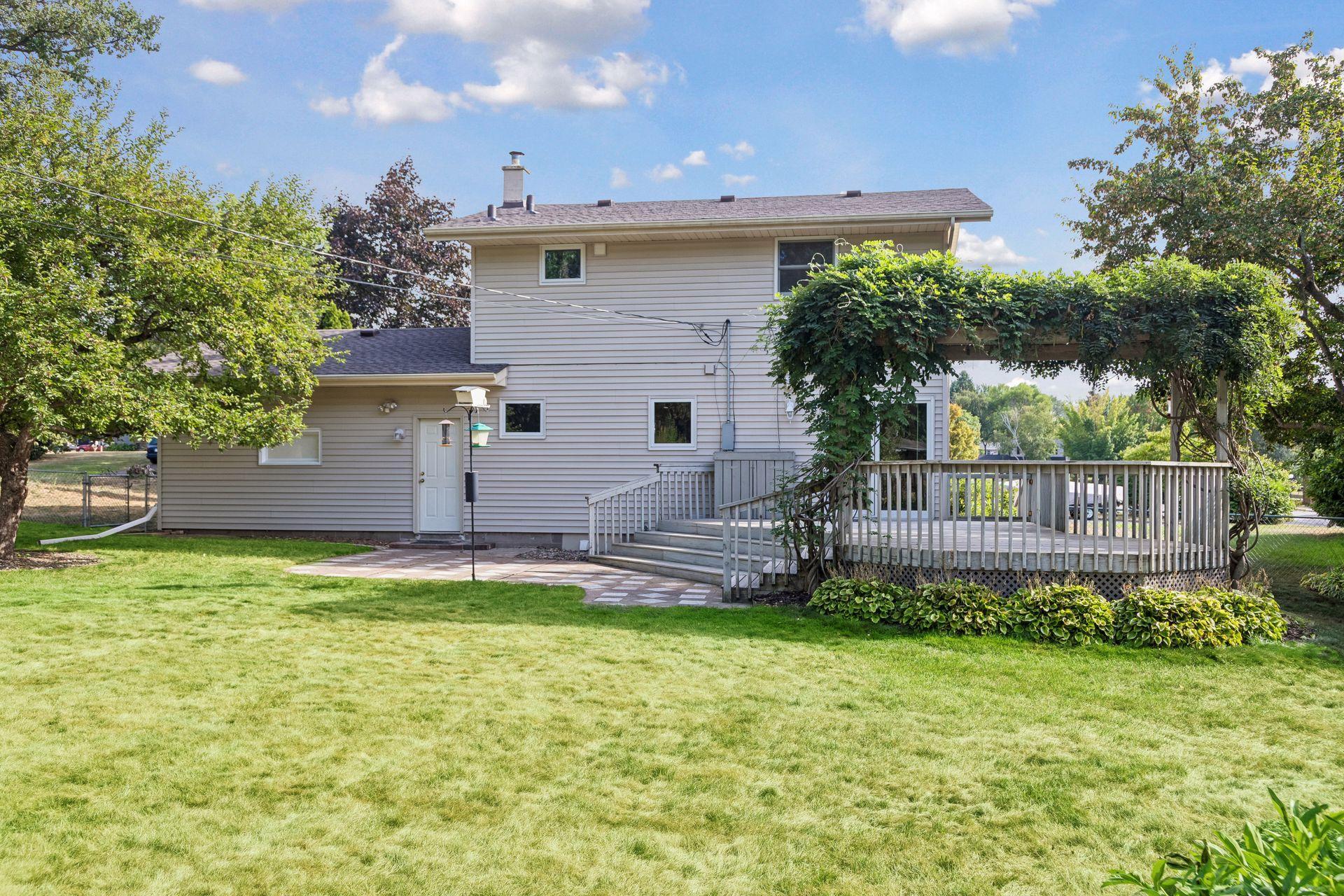 View of Residential at 2525 Blomquist Avenue, White Bear Lake MN 55110, White Bear Lake (36 of 43) - Mike Wilen | Minnesota Team Real Estate