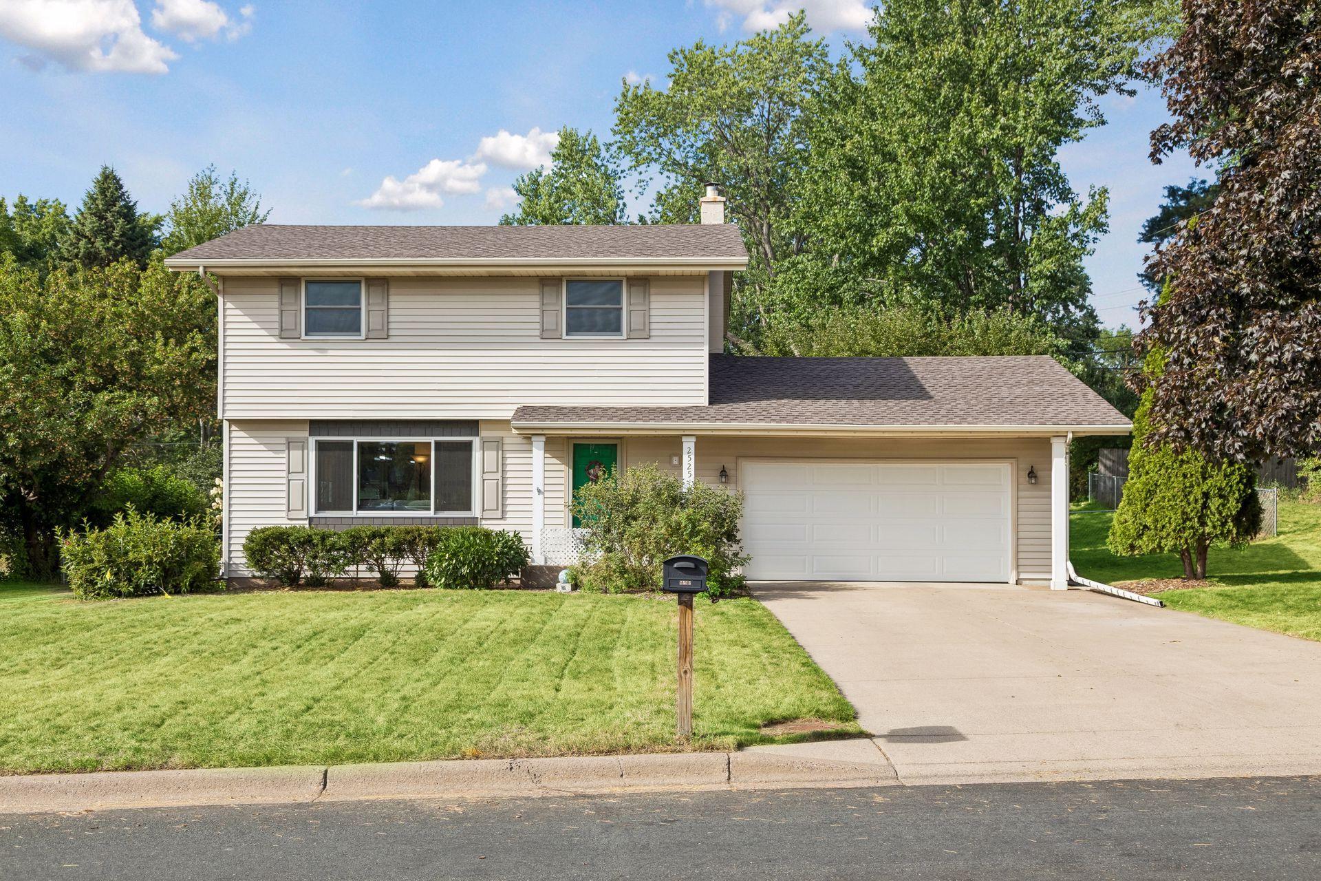 View of Residential at 2525 Blomquist Avenue, White Bear Lake MN 55110, White Bear Lake (2 of 43) - Mike Wilen | Minnesota Team Real Estate
