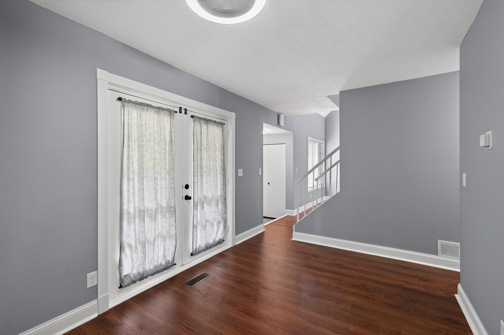 View of Residential at 25 Stevens Street, Saint Paul MN 55107, Saint Paul (12 of 44) - Mike Wilen | Minnesota Team Real Estate