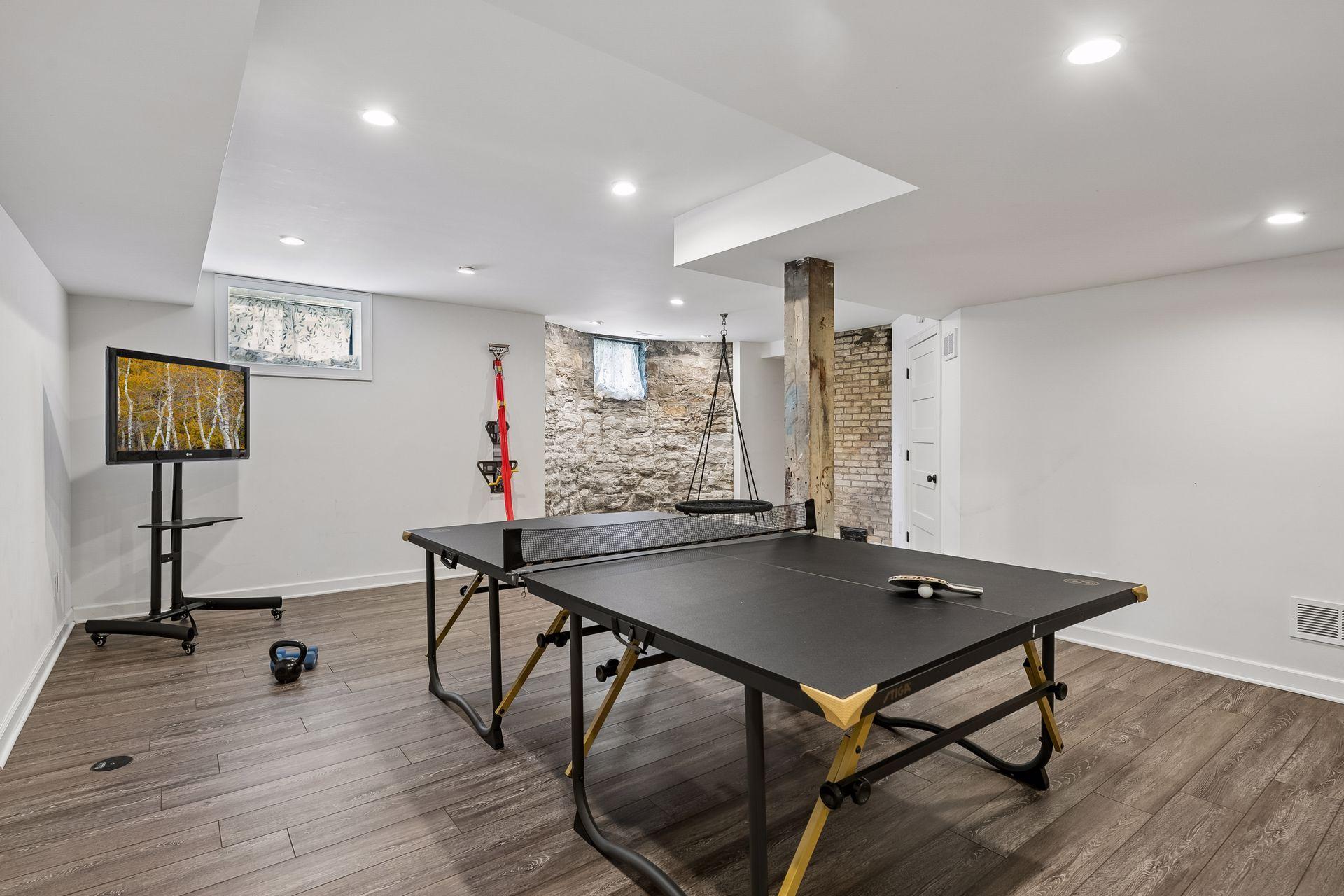 View of Residential at 1906 Emerson Avenue, Minneapolis MN 55403, Minneapolis (37 of 40) - Mike Wilen | Minnesota Team Real Estate