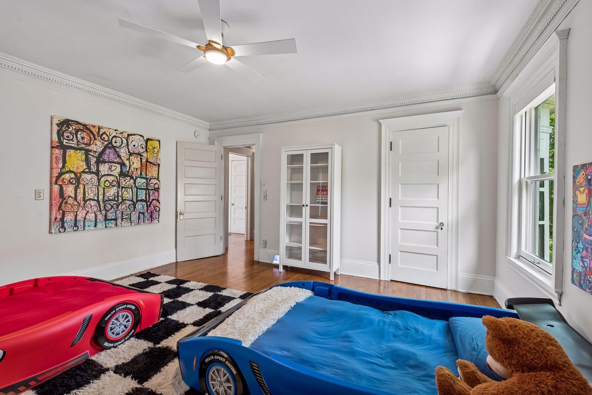 View of Residential at 1906 Emerson Avenue, Minneapolis MN 55403, Minneapolis (23 of 40) - Mike Wilen | Minnesota Team Real Estate