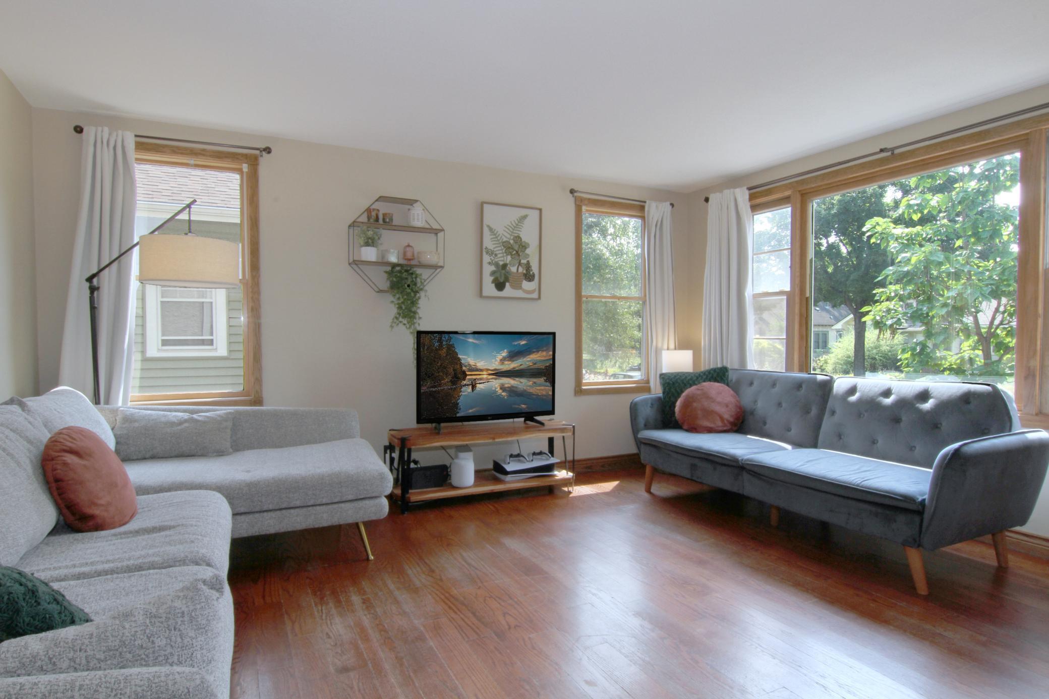 View of Residential at 4142 Upton Avenue, Minneapolis MN 55412, Minneapolis (4 of 36) - Mike Wilen | Minnesota Team Real Estate
