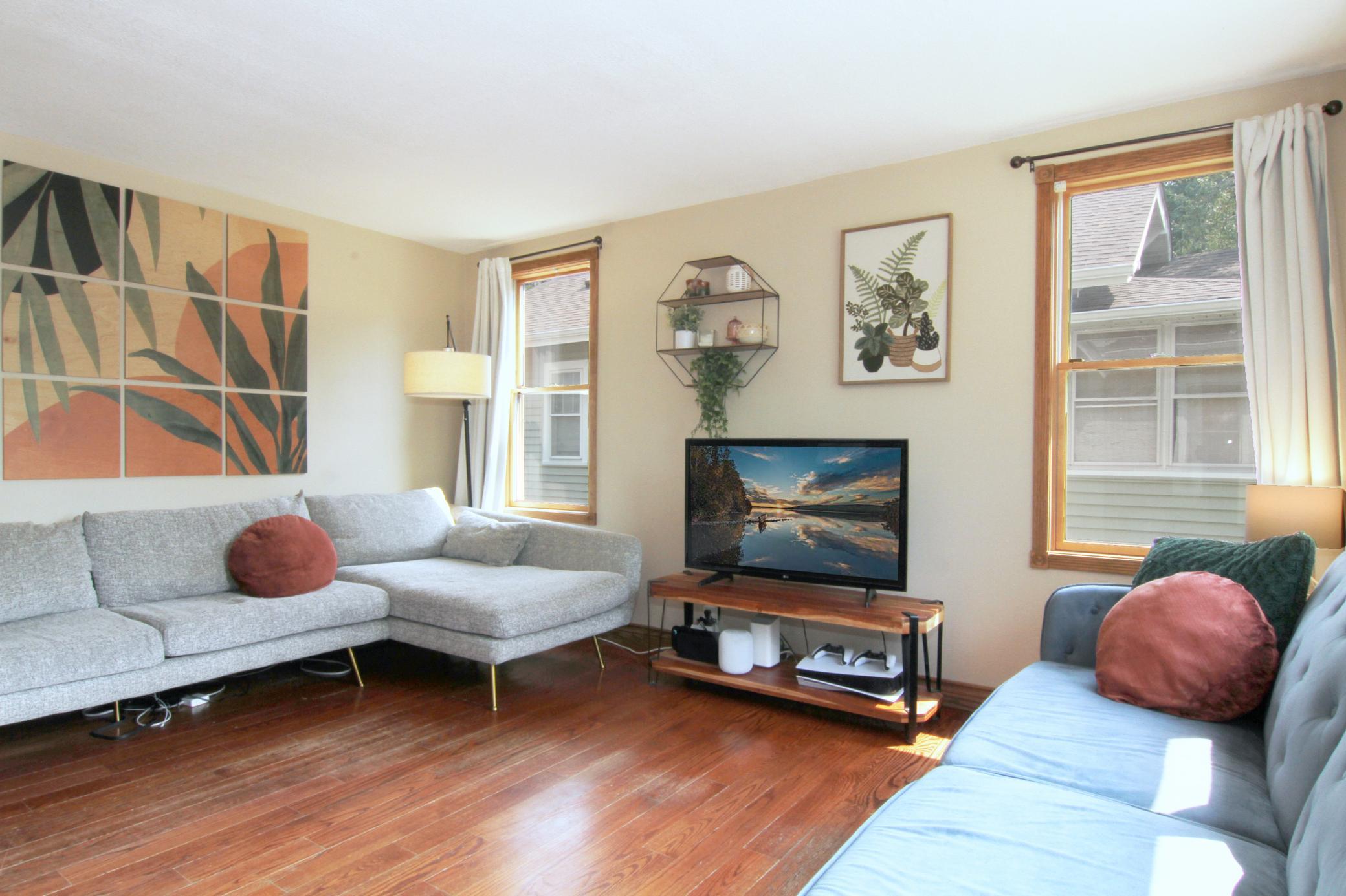 View of Residential at 4142 Upton Avenue, Minneapolis MN 55412, Minneapolis (5 of 36) - Mike Wilen | Minnesota Team Real Estate