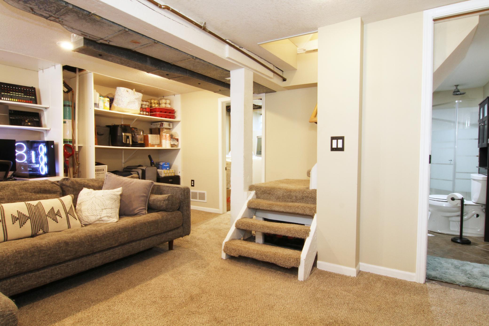 View of Residential at 4142 Upton Avenue, Minneapolis MN 55412, Minneapolis (24 of 36) - Mike Wilen | Minnesota Team Real Estate