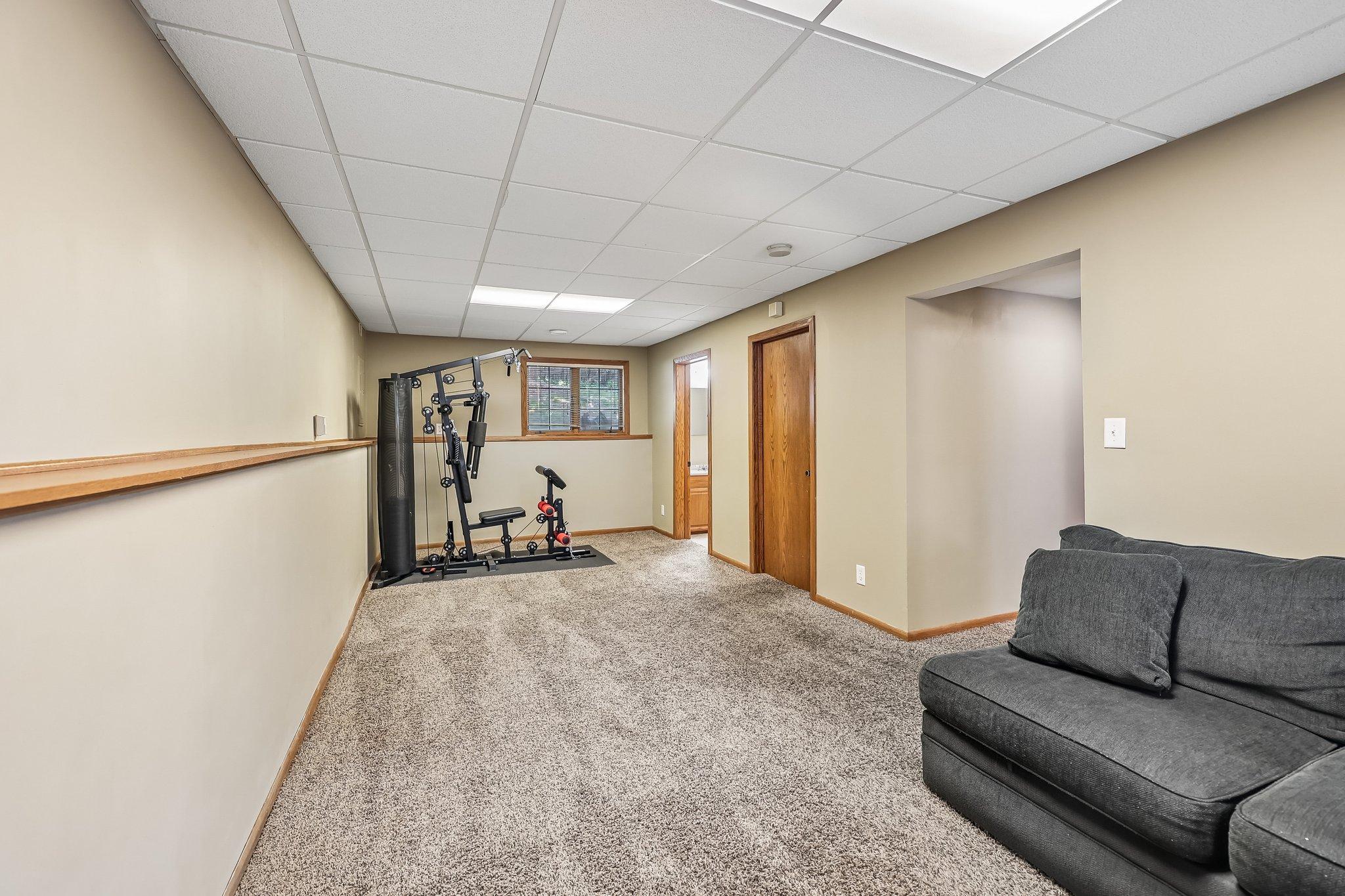 View of Residential at 4311 Williston Road, Minnetonka MN 55345, Minnetonka (31 of 43) - Mike Wilen | Minnesota Team Real Estate